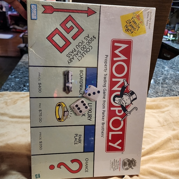 New Sealed Luxury Monopoly - Picture 6 of 6